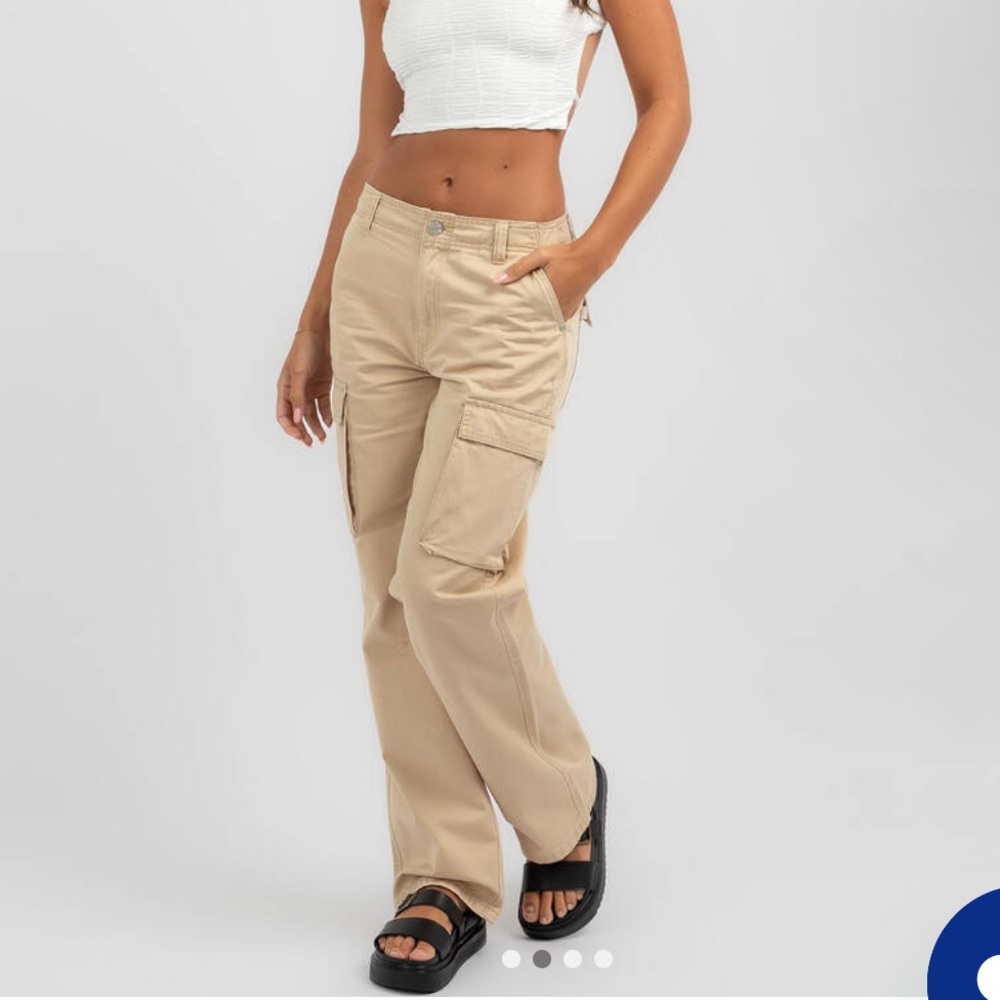 Desu Belle pants
